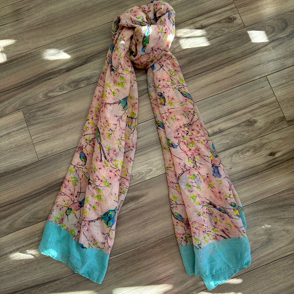 🧣 for sale!